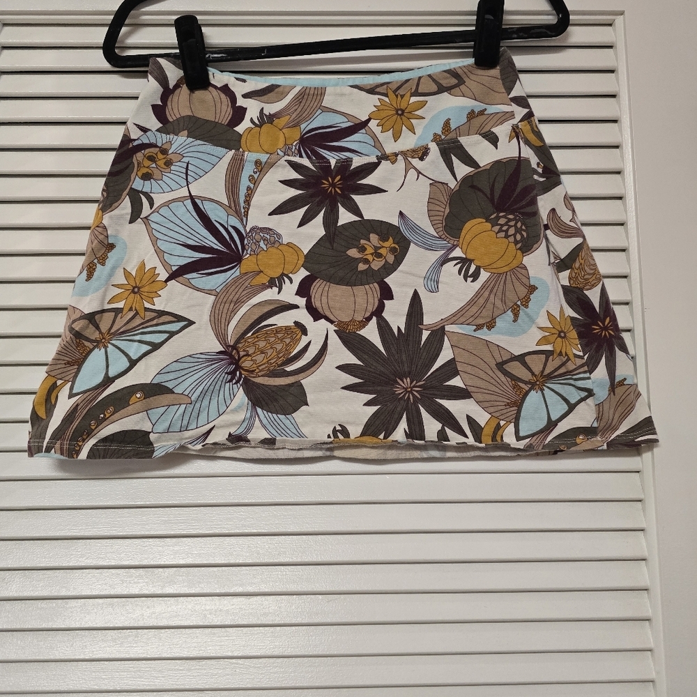 Patagonia - Floral Cotton Mini Lightweight Skirt